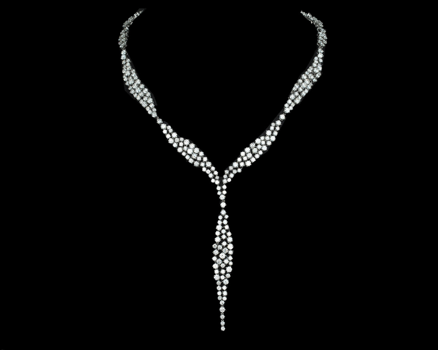 Fiume di Luce - White Gold Diamond Necklace