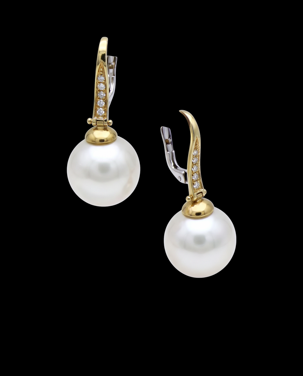 hofjewellery 18K yellow gold drop earrings featuring South Sea pearls and round brilliant diamond accents