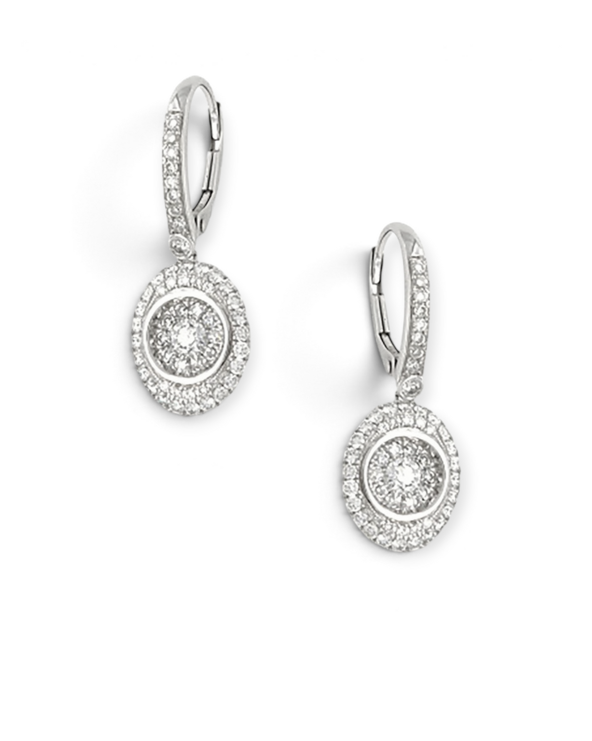 hofjewellery Illusio Ovale Inaurus 18K white gold oval drop earrings with brilliant cut diamond illusion settings.
